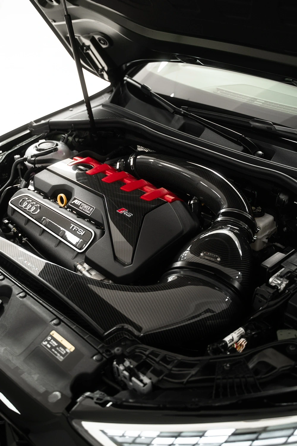 ABT audi RS3-R tuning v IAMWORK