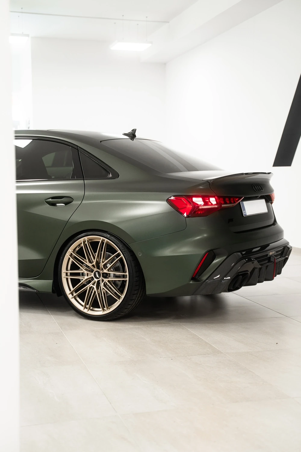 ABT audi RS3-R tuning v IAMWORK