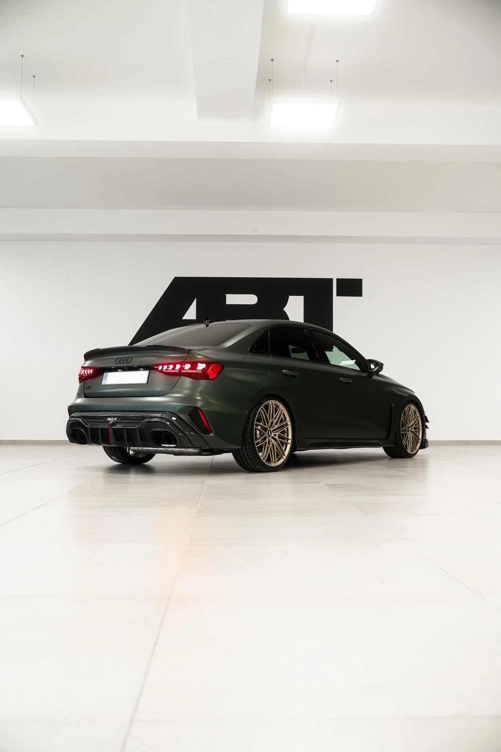 ABT audi RS3-R tuning v IAMWORK