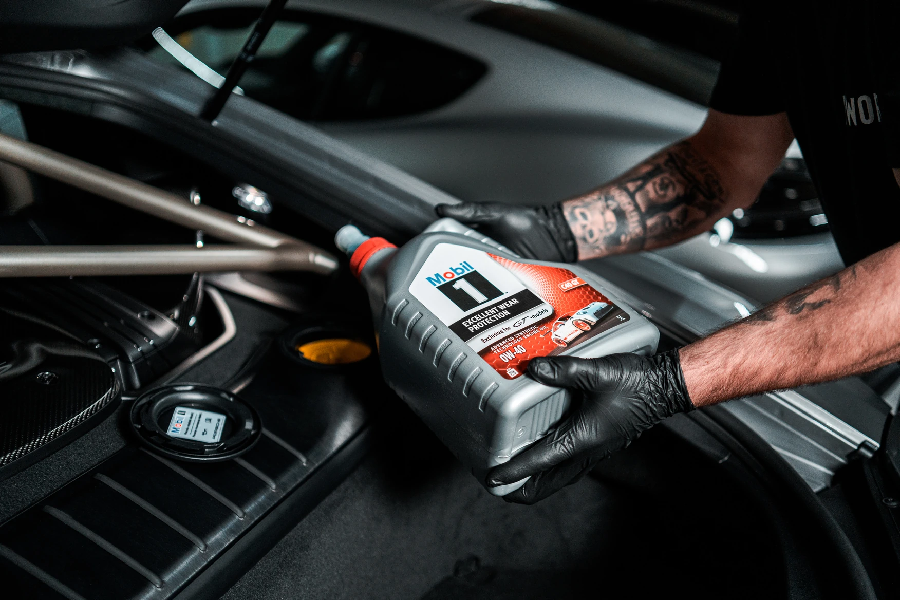 Veškeré úkony provádí Porsche certifikovaní automechanici,